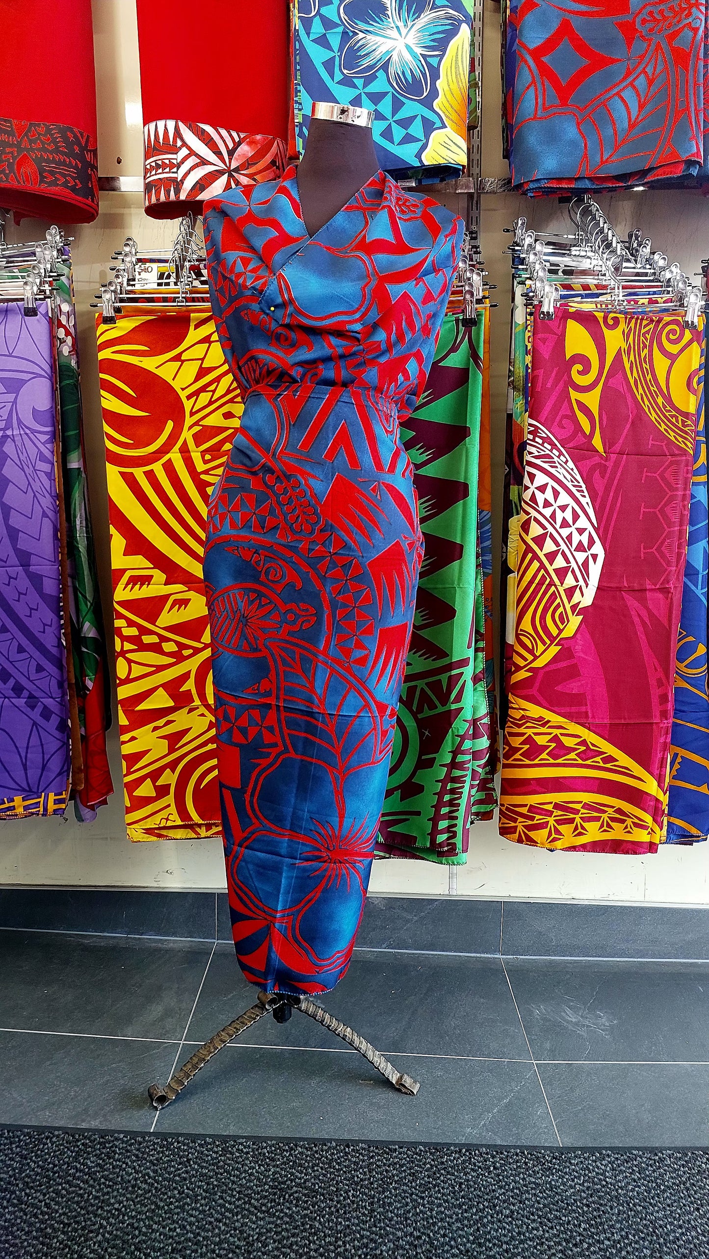 Sarong / Lavalava - 2 Yards Blue and Red