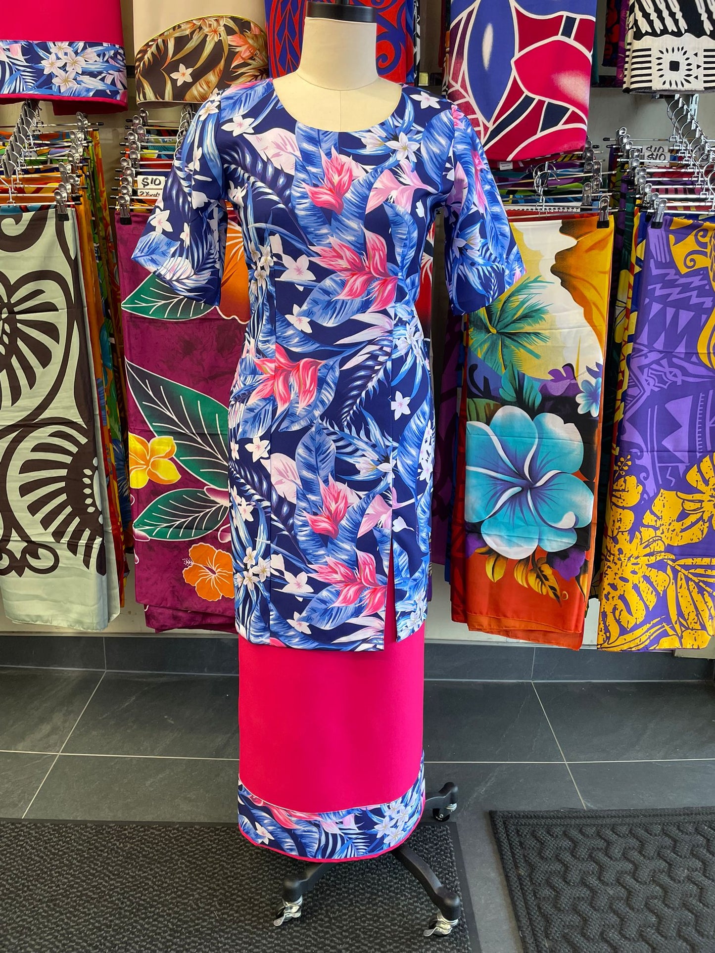 Island Bloom Puletasi – Blue Floral Elegance