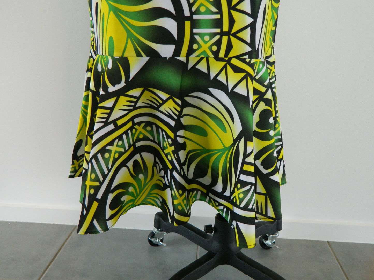 Island Breeze 3/4 Mid Dress