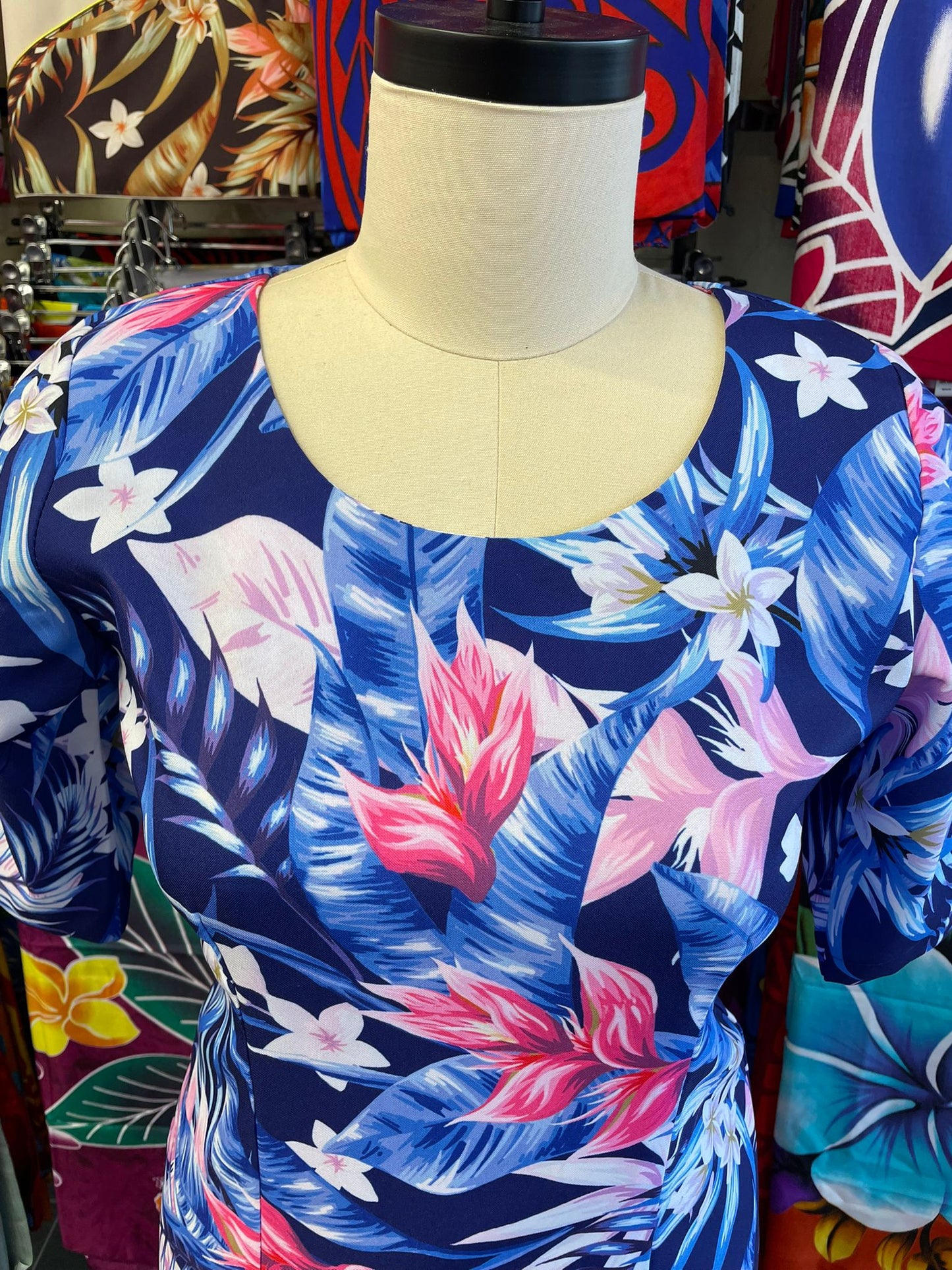 Island Bloom Puletasi – Blue Floral Elegance